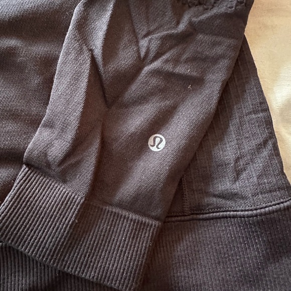 Men’s Lululemon full zip waffle knit sweater - Picture 3 of 4